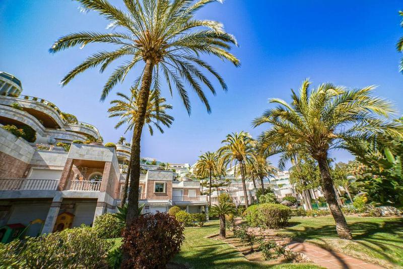 Banus Beach Apartments Марбелья Экстерьер фото